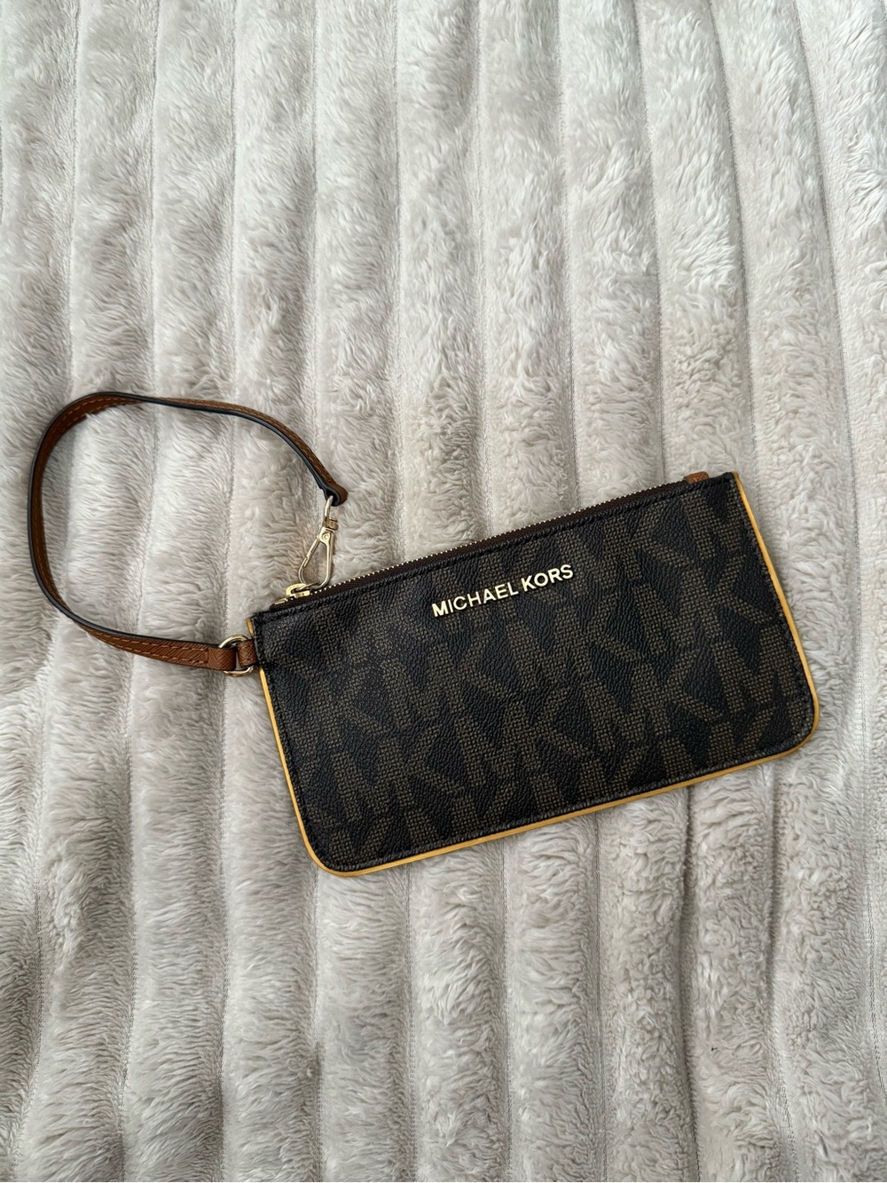 Michael Kors Wristlet